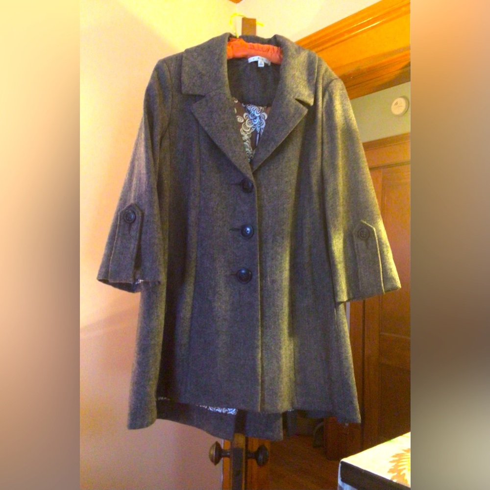 Cabi swing coat with gorgeous lining